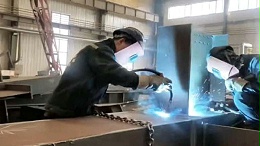 钢结构生产加工车间