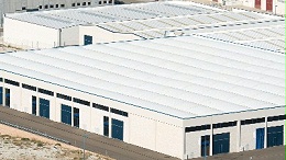 为什么大跨度空间建筑一般都采用钢结构